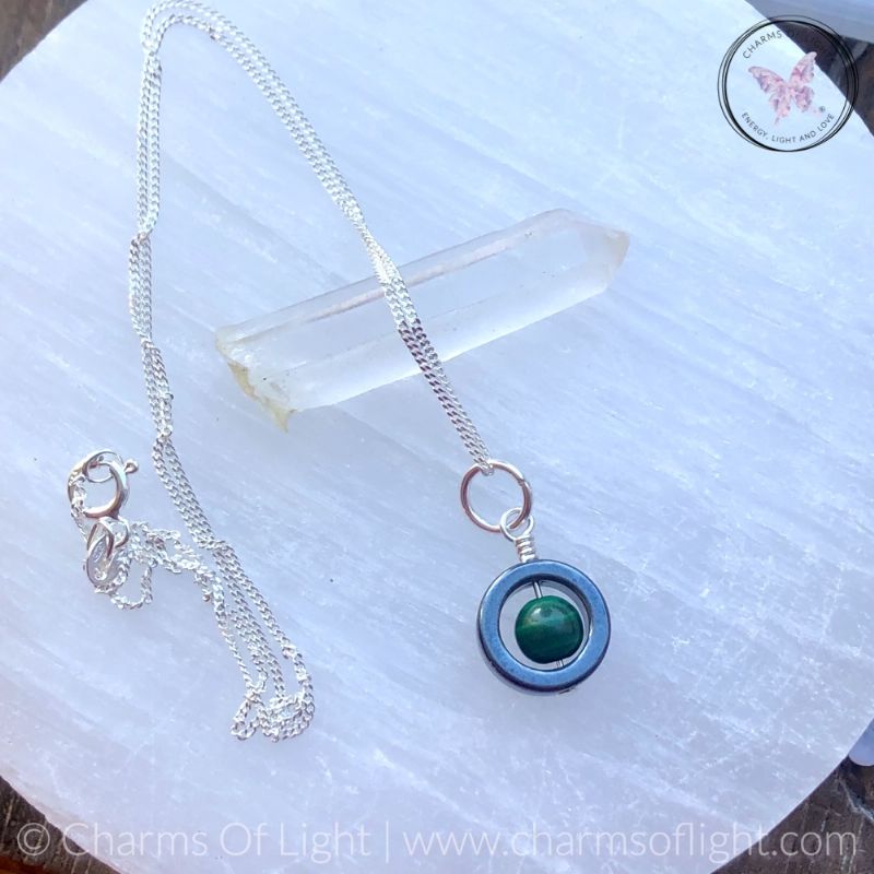 Hematite Gemstone Fidget Necklace (Malachite)